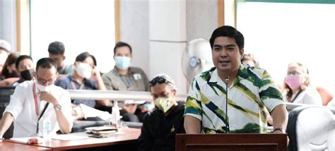 minimum wage general trias cavite|Cavite workers one step closer to higher minimum wage .